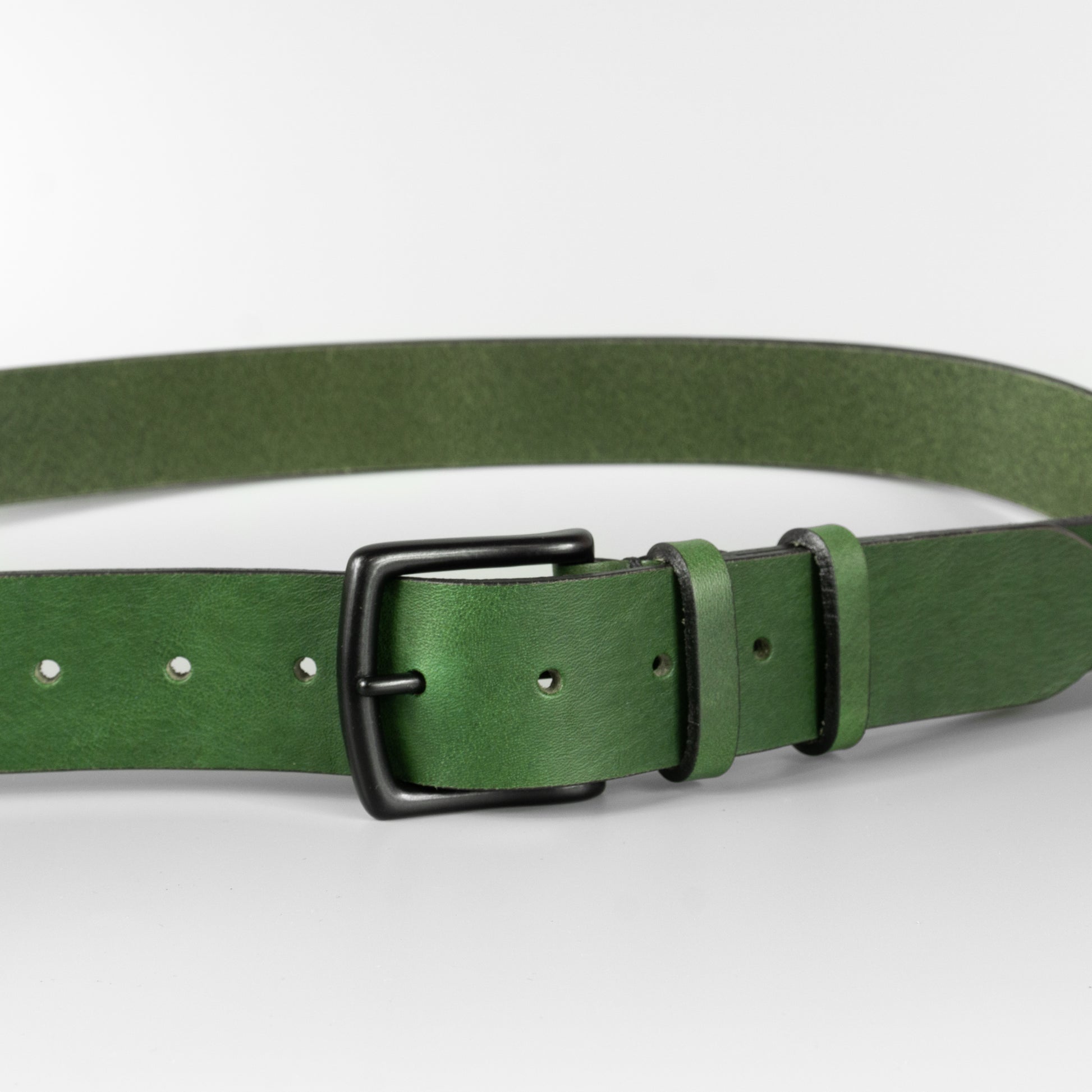 Zelený pánsky kožený opasok do riflí "Soldier" široký 4 cm
